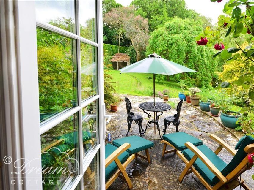 Sixpenny Cottage Upwey 外观 照片